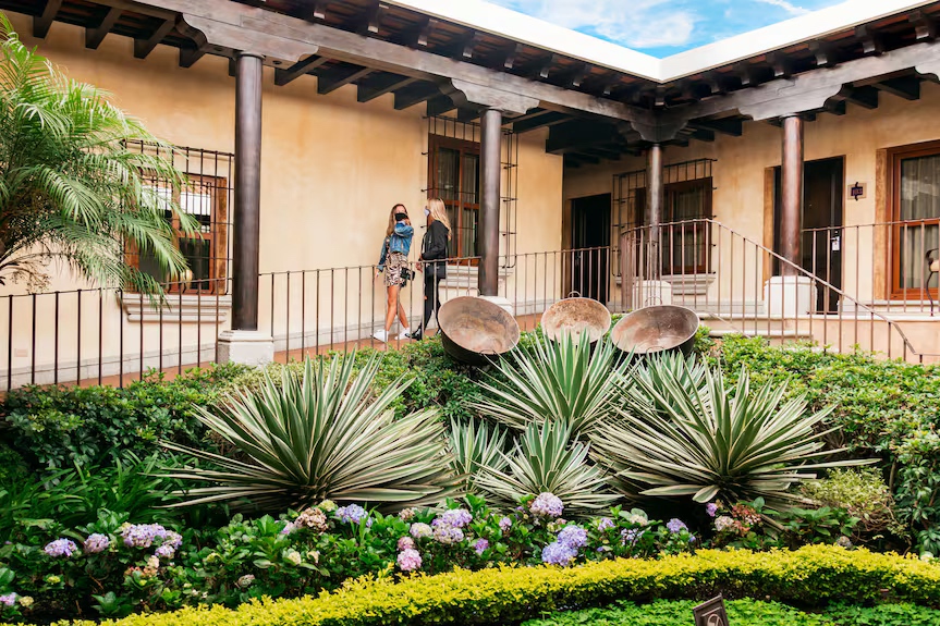 Camino Real Antigua colonial garden courtyard